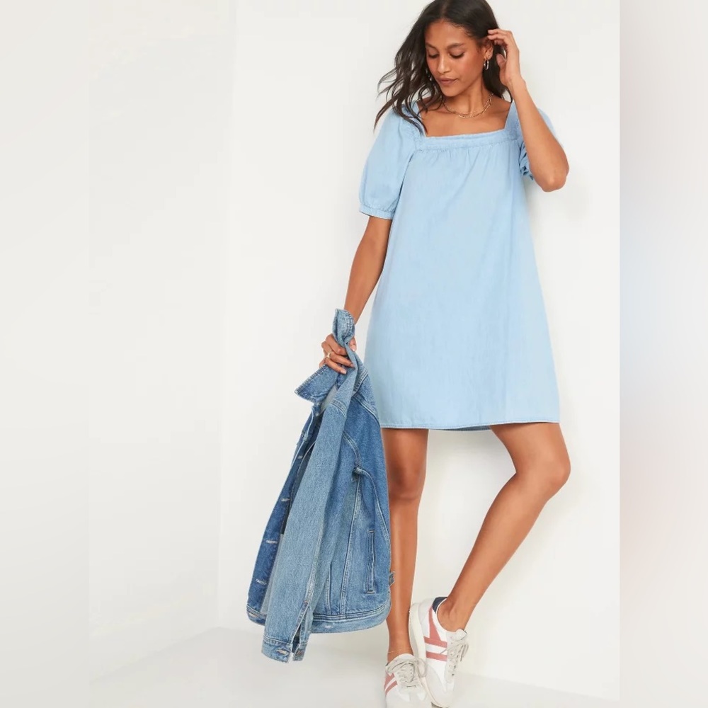 Light Denim Old Navy Dress Puff Sleeves Like New Size Medium M